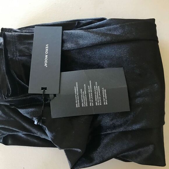 🆕Vero Moda little black dress mesh arms - Picture 7 of 8